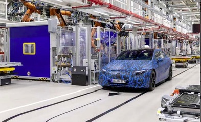 奔驰加速驶入电动未来 公布在华最新战略，四款国产纯电车型蓄势待发